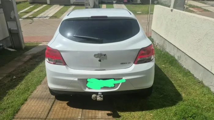 Chevrolet Onix Hatch LT 1.0 8V Flex Power Mec. 4P 2014