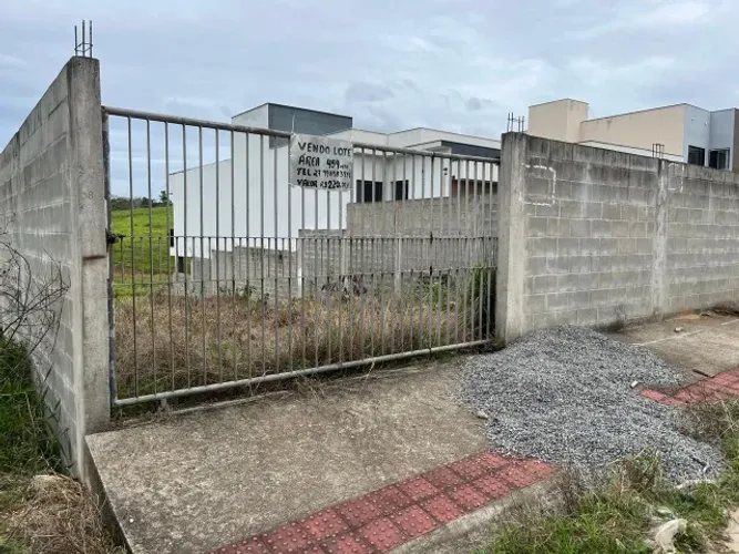 LOTE EM COLINA DO CAMPO COM 459M2 TODO MURADO TEL *