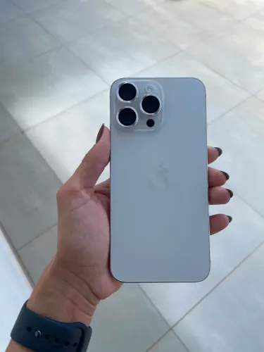 iPhone 15 pro max 512 gb