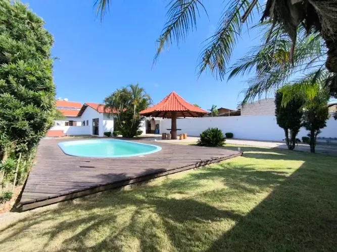 Casa 3 dorm piscina AMPLO terreno próxima centro içara ACEITA imóvel maior valor criciúma