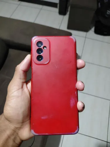 Celular M52 5G, usado com algumas marcas, aceito proposta de valor diferente do anúncio!!!