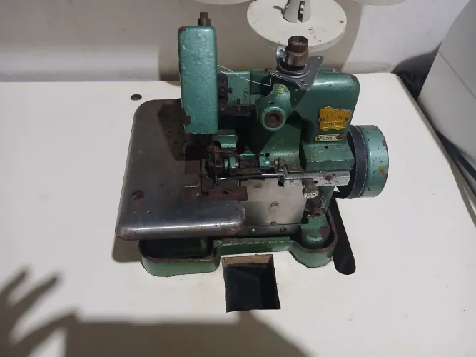 Maquina semi industrial chinesinha
