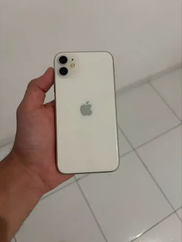 Vendo iPhone 11 64Gb.