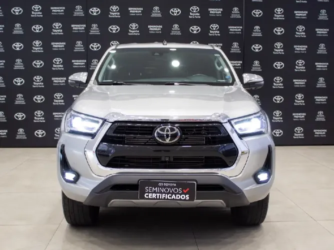 Toyota Hilux CD SRX 4X4 2.8 TDI 16V Diesel Aut. 2024