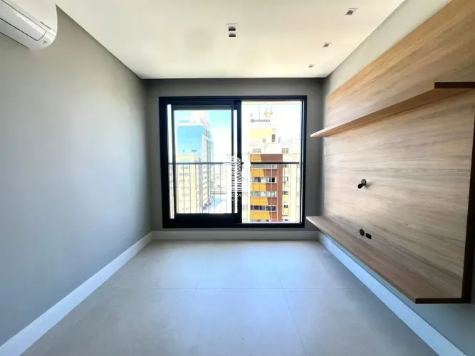 Apartamento, Estreito, 01 Dormitório, 01 Vaga