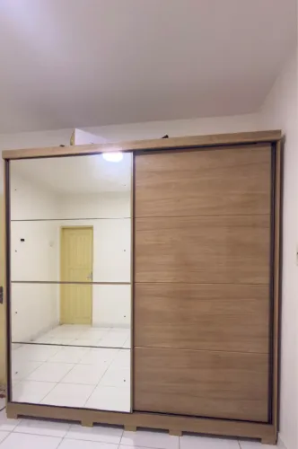 Guarda roupa e rack
