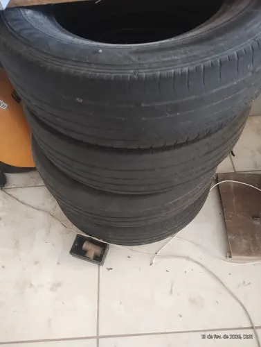 Pneus de Celta 175/70R13 MEIA VIDA