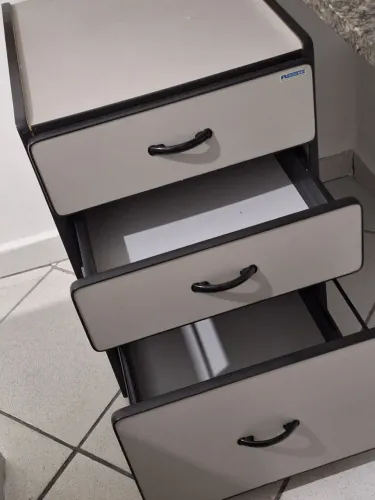 Gaveteiro para escritório 