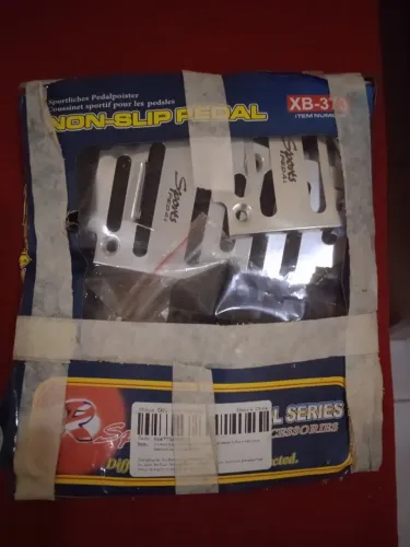 Kit pedaleiras para veículos.