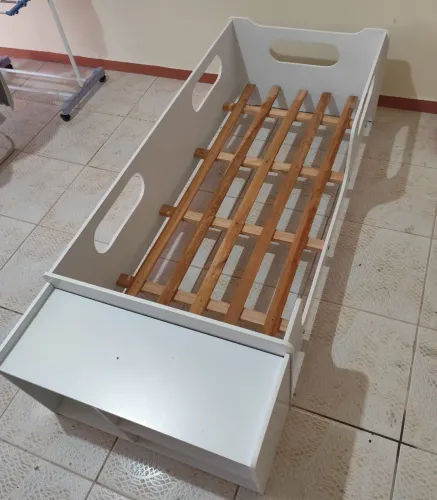 Cama montessoriana TAMANHO INFANTIL