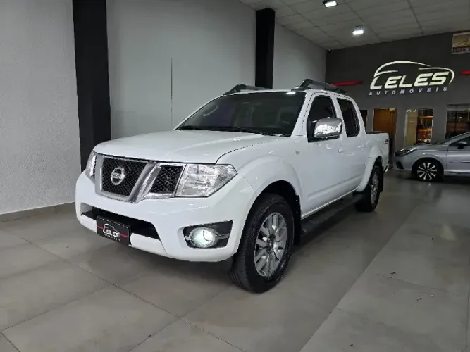 Nissan Frontier SL CD 4X4 2.5tb Diesel AUT 2016