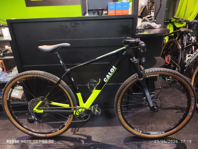 Caloi elite carbon tamanho 17 