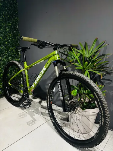 Trek XCALIBER 8