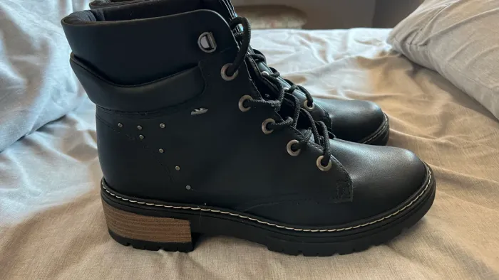 bota de coturno