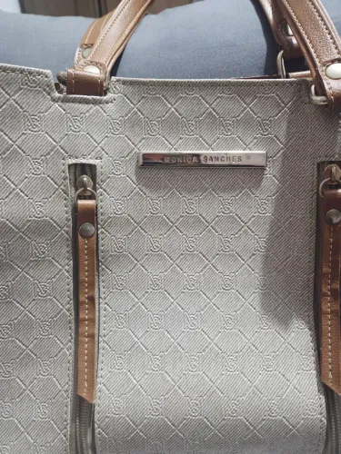 Bolsa Mônica Sanches