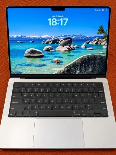 MacBook Pro 14