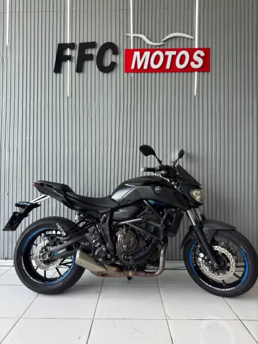 MT 07 ano 2023 aceito moto na troca Faço Financiamento