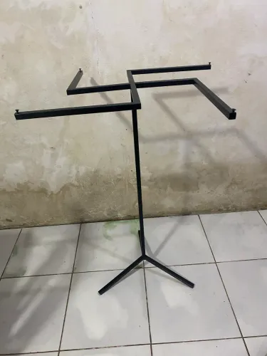 Expositor de Roupas