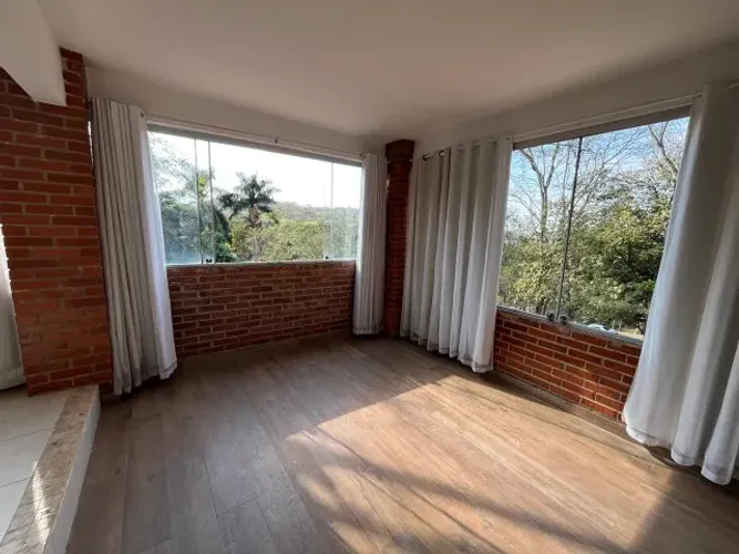 Loft para aluguel no Condomínio Aldeia do Vale Conforto, segurança e privacidade.