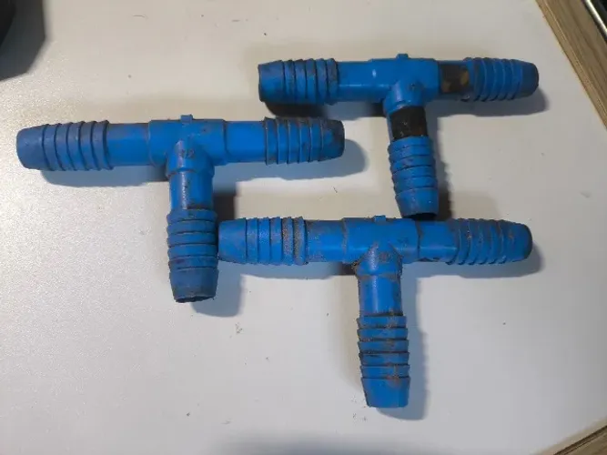 Lote com 3 Emenda Tee Plástico 12 Azul Irrigação Interno Triplo - DESAPEGO