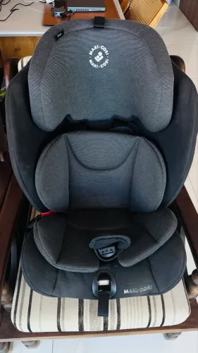 Cadeirinha Carro MÁXI COSI TITAM COM ISOFIX