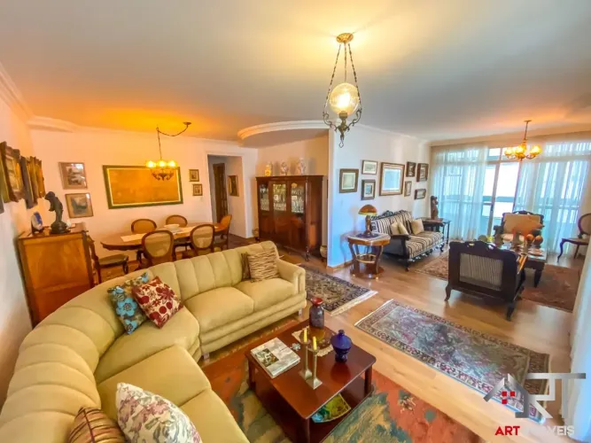 À VENDA - Apt de 240 m² com 4 quartos, 1 suíte, 2 vagas na Praia da Costa - VV