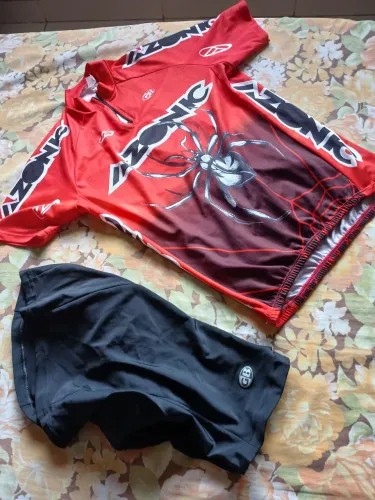 Conjunto CICLISTA. 