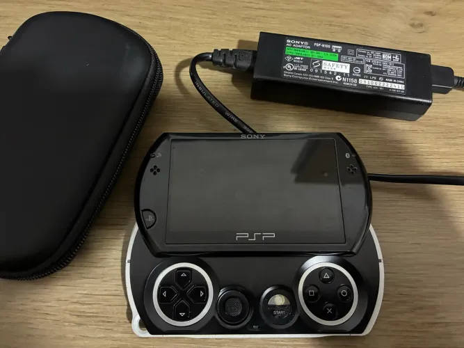 PSP Go - LEIA O ANÚNCIO