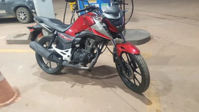 Vendo ou troco por carro do meu interesse, preferência Fiat uno 2010 pra cima!