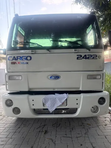 Ford gargo 2422