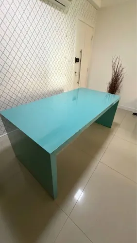Mesa / balcão retangular 1,80 x 0,90 na cor Azul Turquesa / Verde Água.
