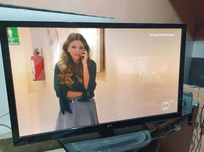 Vendo tv LG 43 polegadas plasma