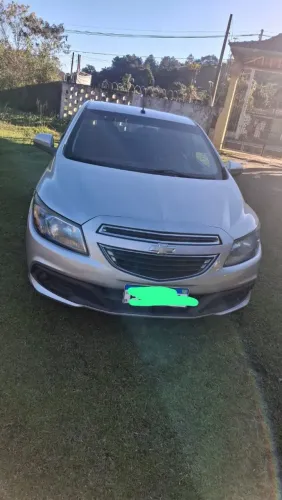 Chevrolet Onix Hatch LT 1.4 8V Flex Power Mec. 4P 2013