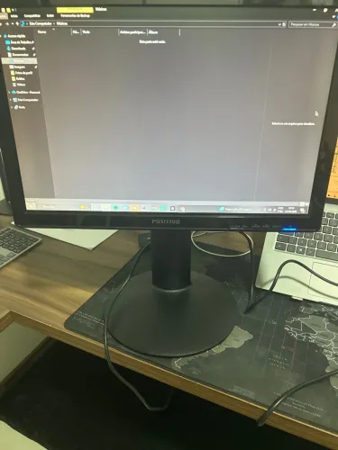 Monitor Positivo 19 pol - ótimo estado