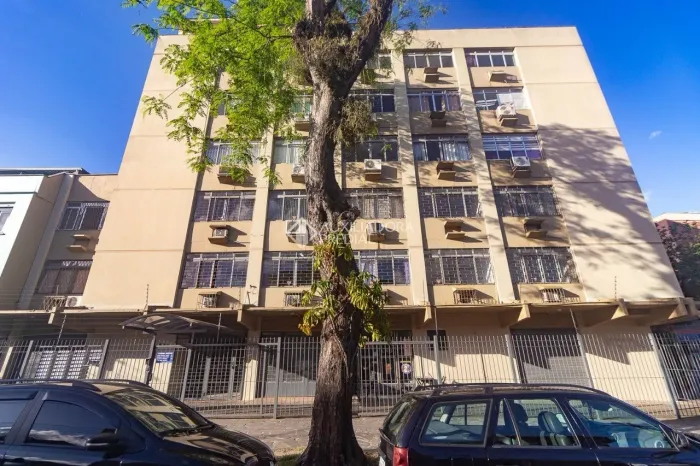 Sala/conjunto na Avenida Polônia, Bairro São Geraldo.