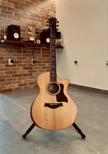 Taylor 814ce Grand Auditorium Brilhante + case SKB 3i-4217-18 iSeries à prova d?água 