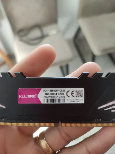 Memória ram kllisre 8 gigas ddr4 3200 mhz