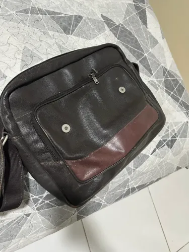 Bolsa de couro transversal bennesh 