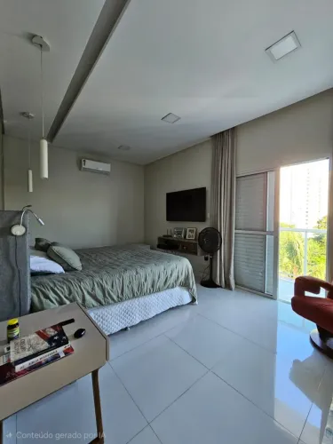 CASA EM CONDOMÍNIO FECHADO NO ALTIPLANO