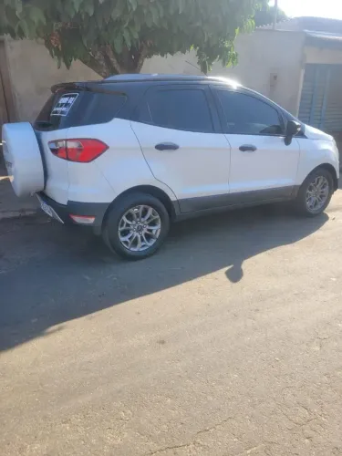 Ford Ecosport Freestyle 1.6 16V Flex 5P 2015