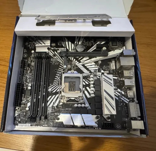 KIT PROCESSADOR INTEL CORE I9 9900k 9 Gen 5Ghz + z390m asus Prime