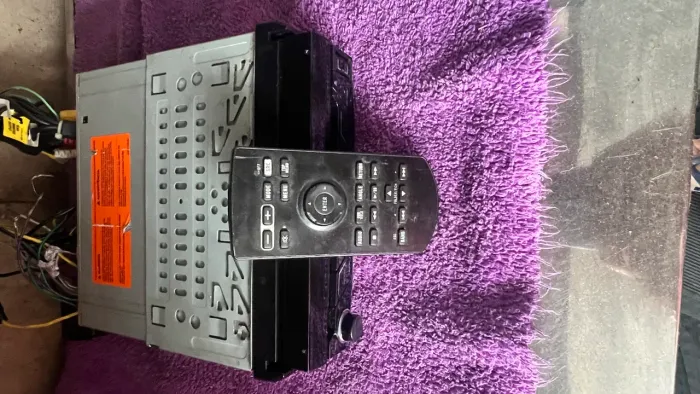 DVD PIONNER retrátil Bluetooth 