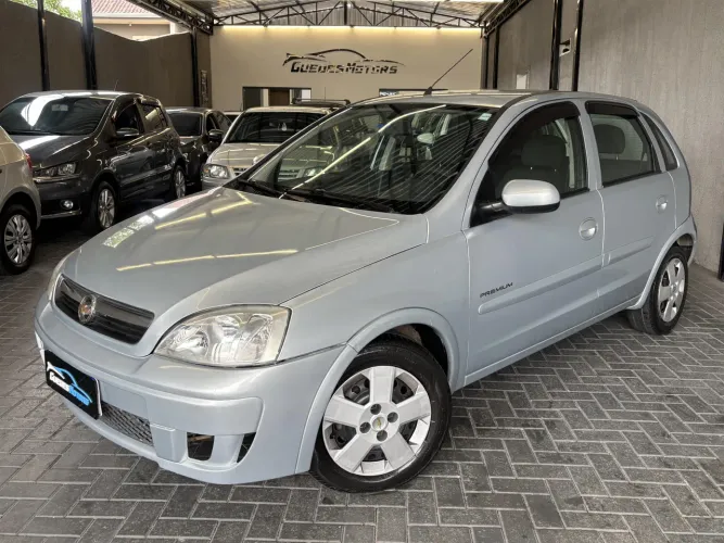 Chevrolet Corsa Hat. Premium 1.4 8V Econoflex 5P 2009