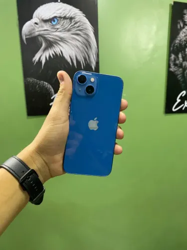 iPhone 13