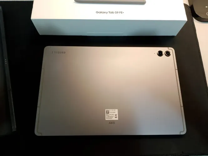 Tablet Samsung S9 FE+ plus