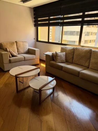 Vende-se sofas e mesinhas