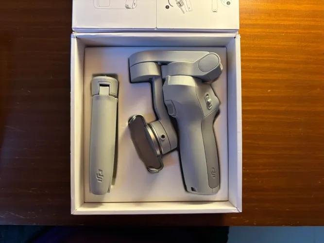 Estabilizador de celular - DJI Osmo Mobile SE