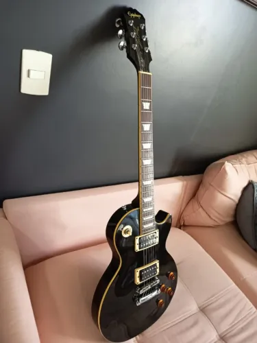 Guitarra Elétrica EpiPhone Les Paul Custom Classic Black