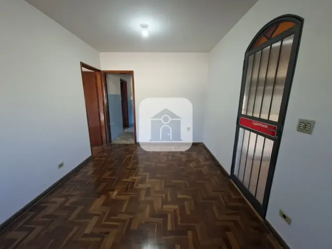 Casa para locação no bairro Martins