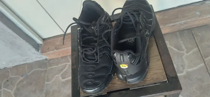 Tênis Nike Air Max semi novo